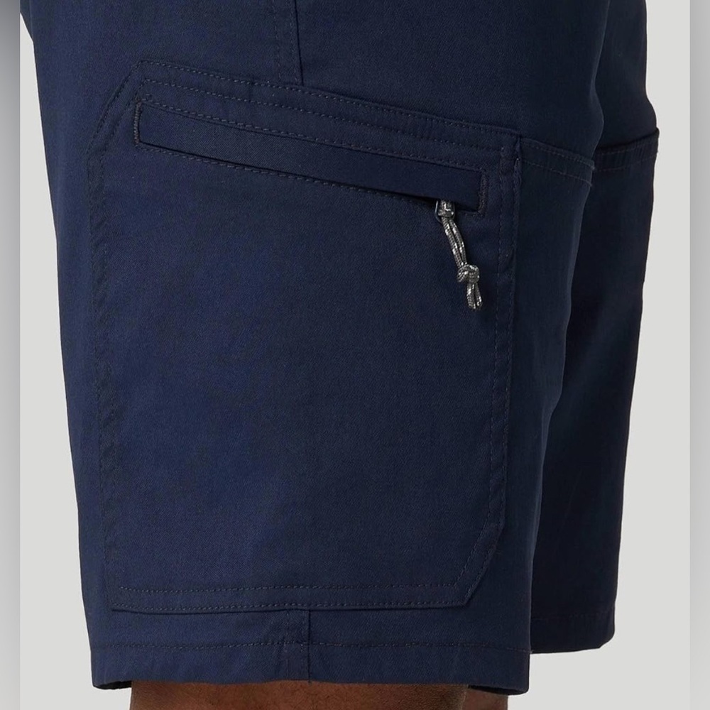 Wrangler Men's ATG 9” All Terrain Performance Utility Short in Navy - Picture 7 of 13